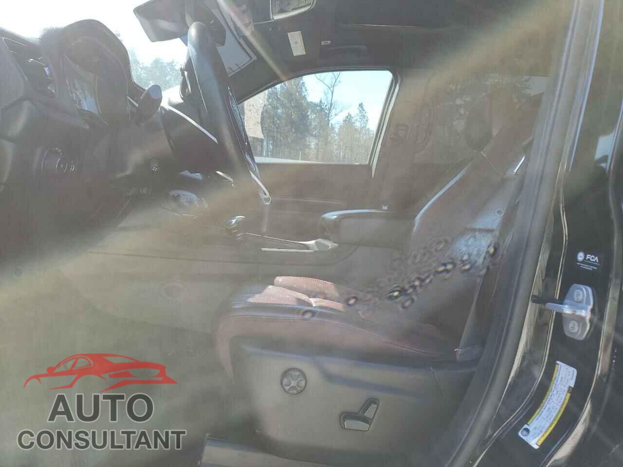 DODGE DURANGO 2023 - 1C4SDHCT8PC589633