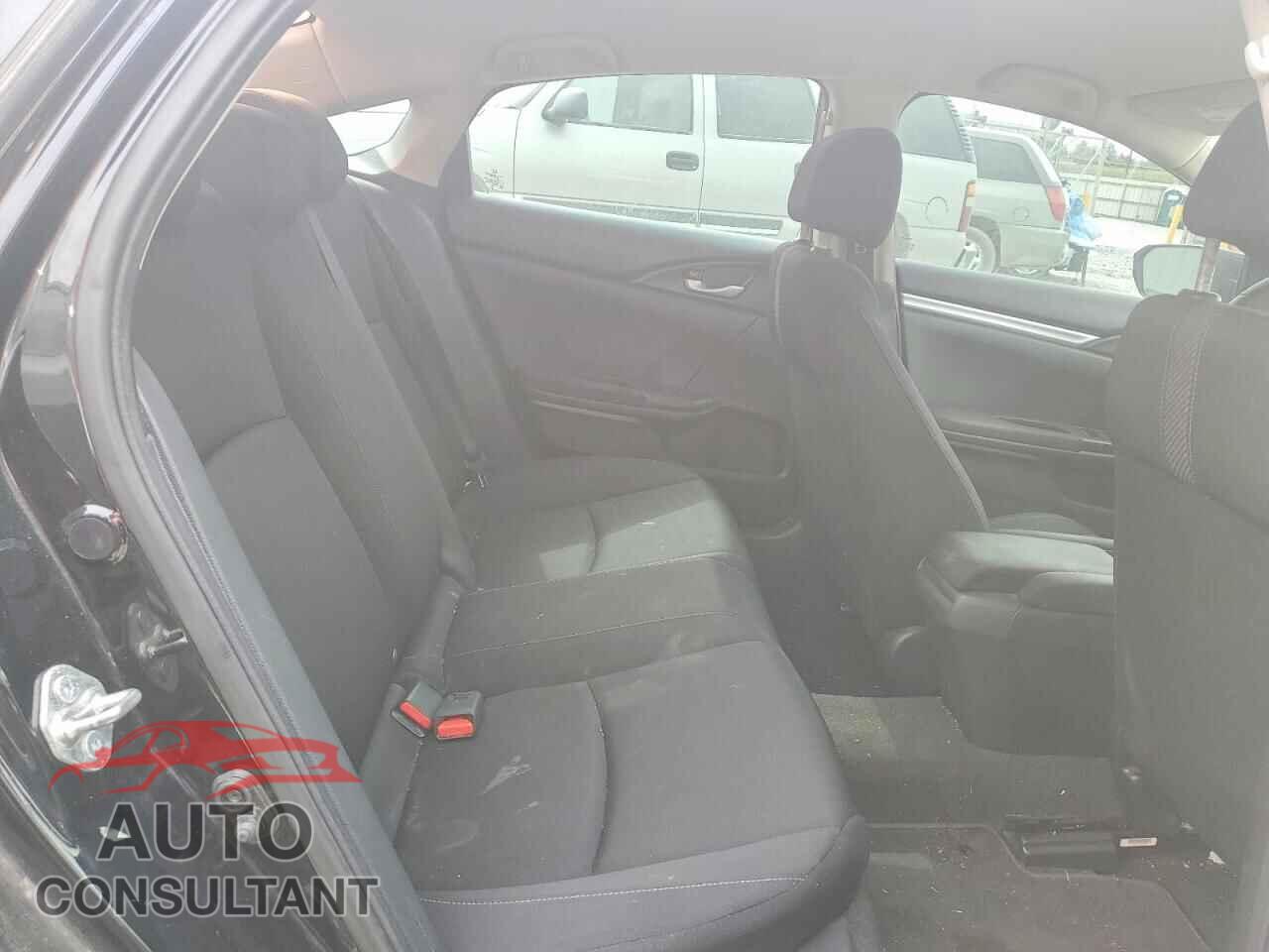 HONDA CIVIC 2018 - 19XFC2F59JE028100