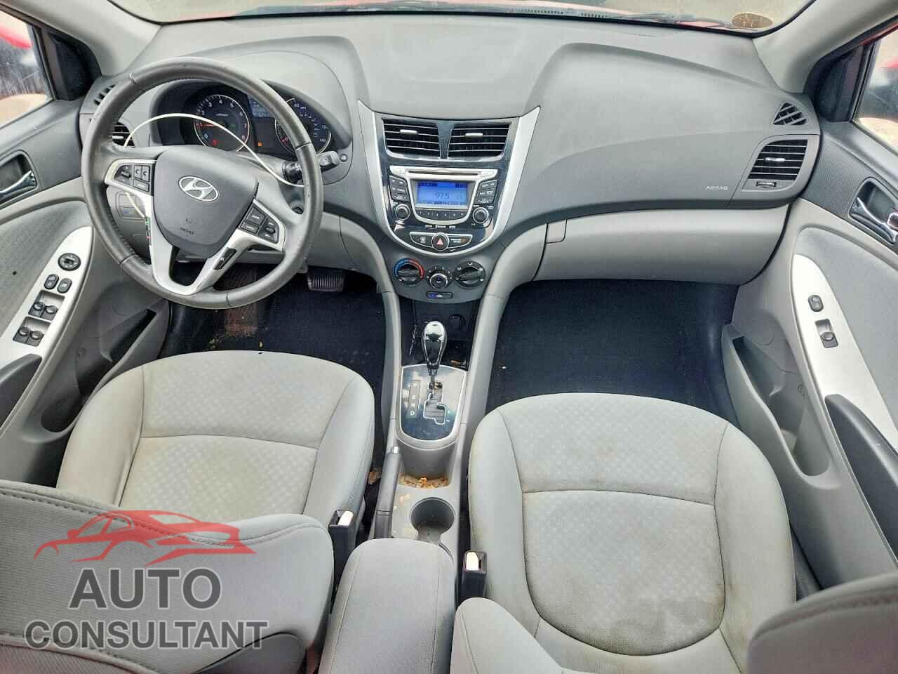 HYUNDAI ACCENT 2013 - KMHCU5AE3DU078596