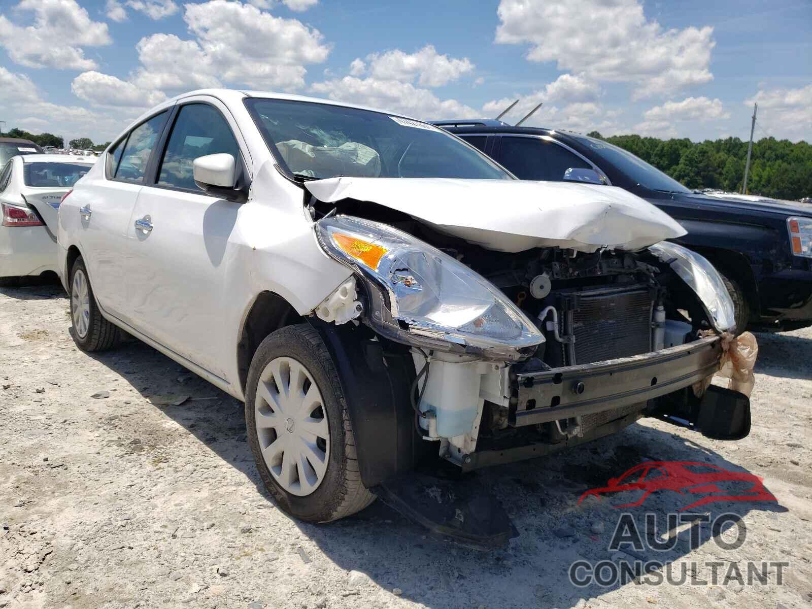 NISSAN VERSA 2017 - 3N1CN7AP6HK439200