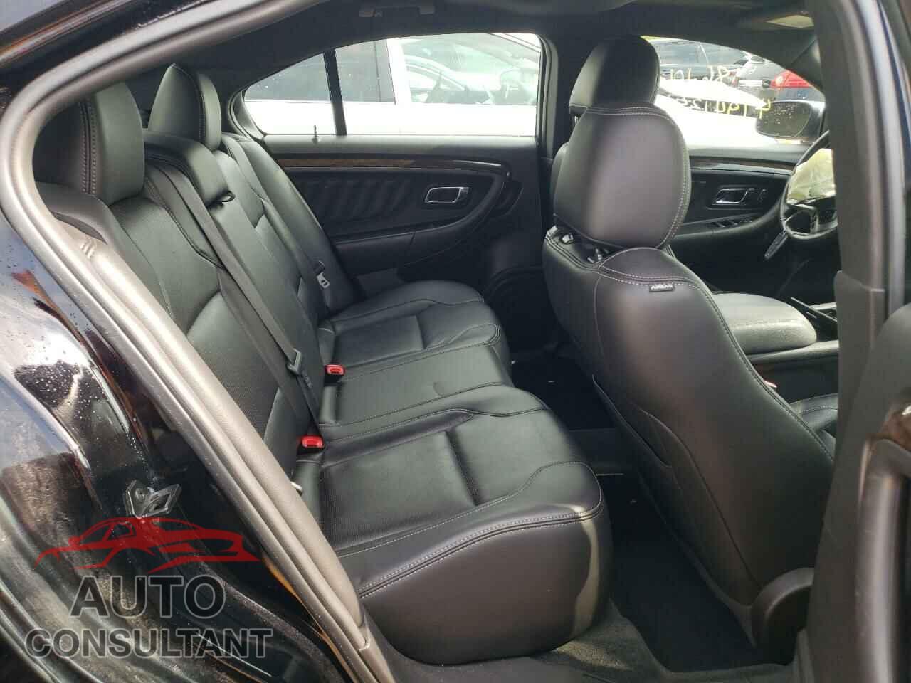 FORD TAURUS 2017 - 1FAHP2F82HG113027