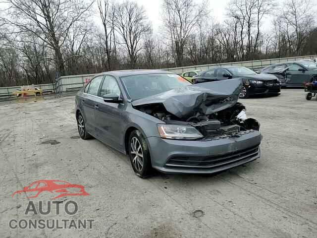VOLKSWAGEN JETTA 2017 - 3VWDB7AJ9HM325876