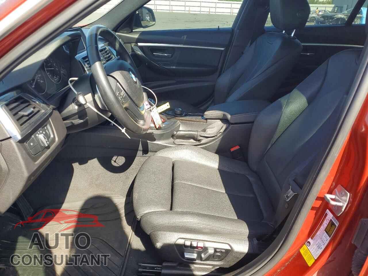 BMW 3 SERIES 2018 - WBA8B9C58JEE81077