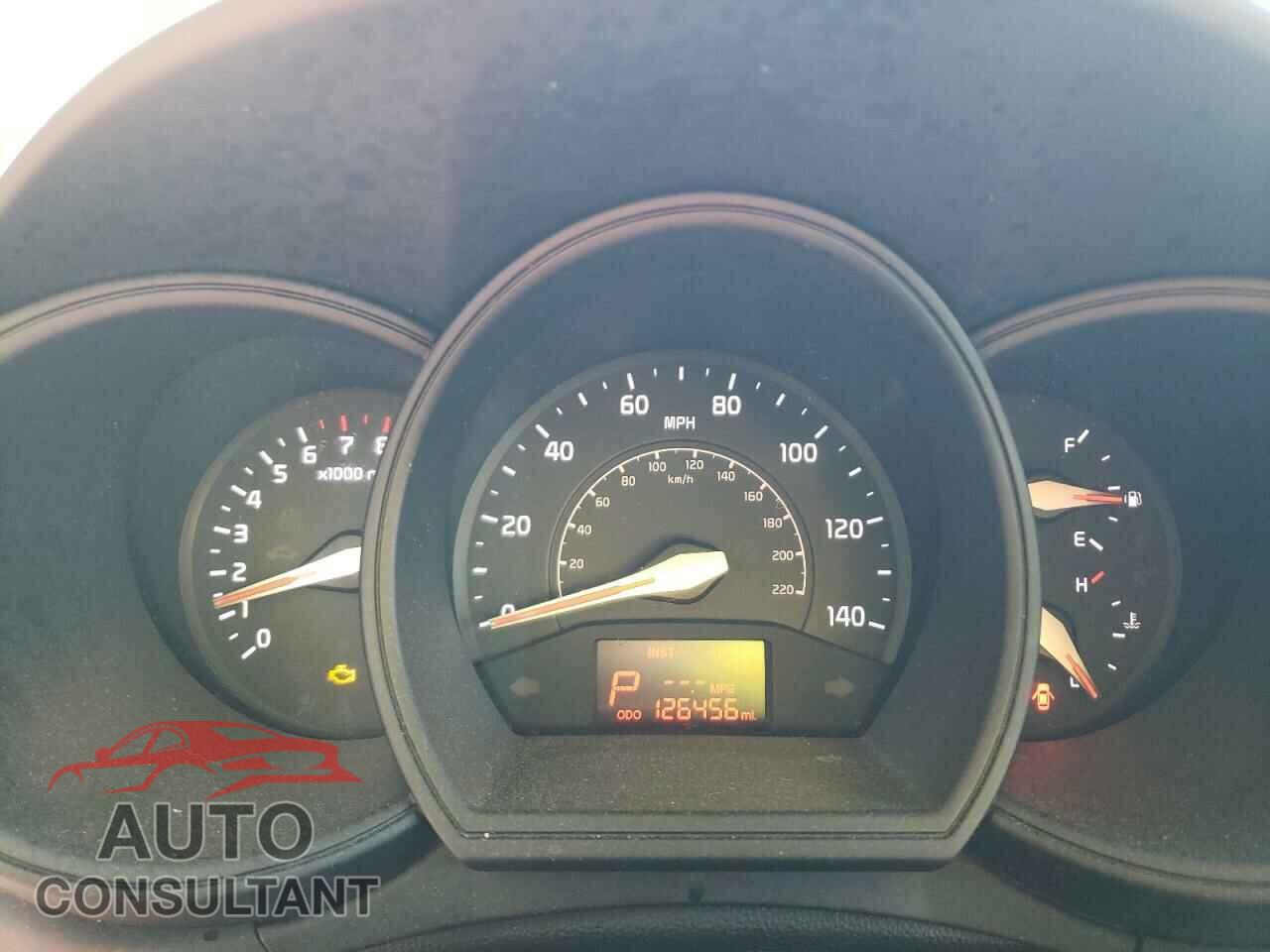 KIA RIO 2015 - KNADM4A37F6503260