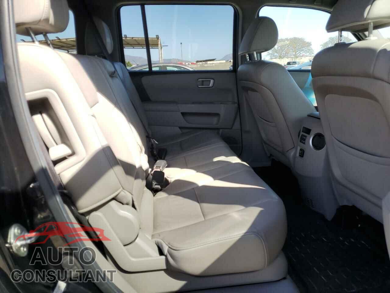 HONDA PILOT 2012 - 5FNYF4H53CB047957