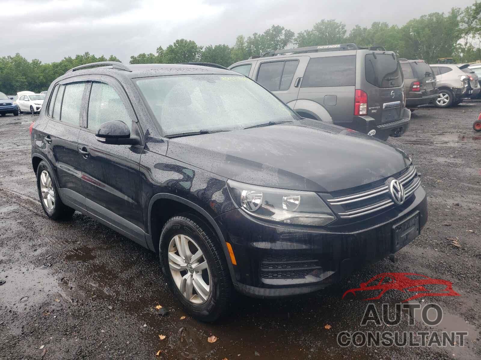 VOLKSWAGEN TIGUAN 2016 - WVGBV7AX8GW013824