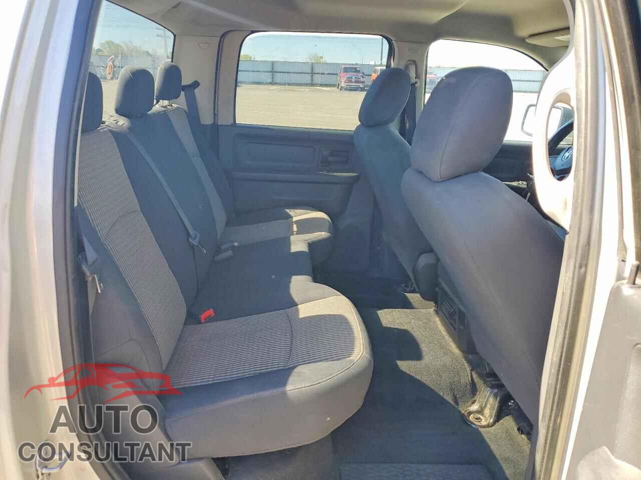 DODGE RAM 1500 2010 - 1D7RB1CP5AS196271