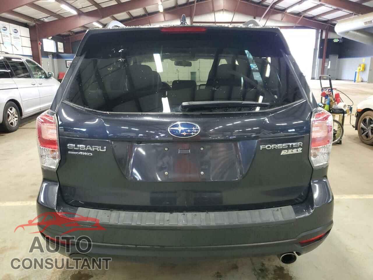 SUBARU FORESTER 2017 - JF2SJAEC4HG543158
