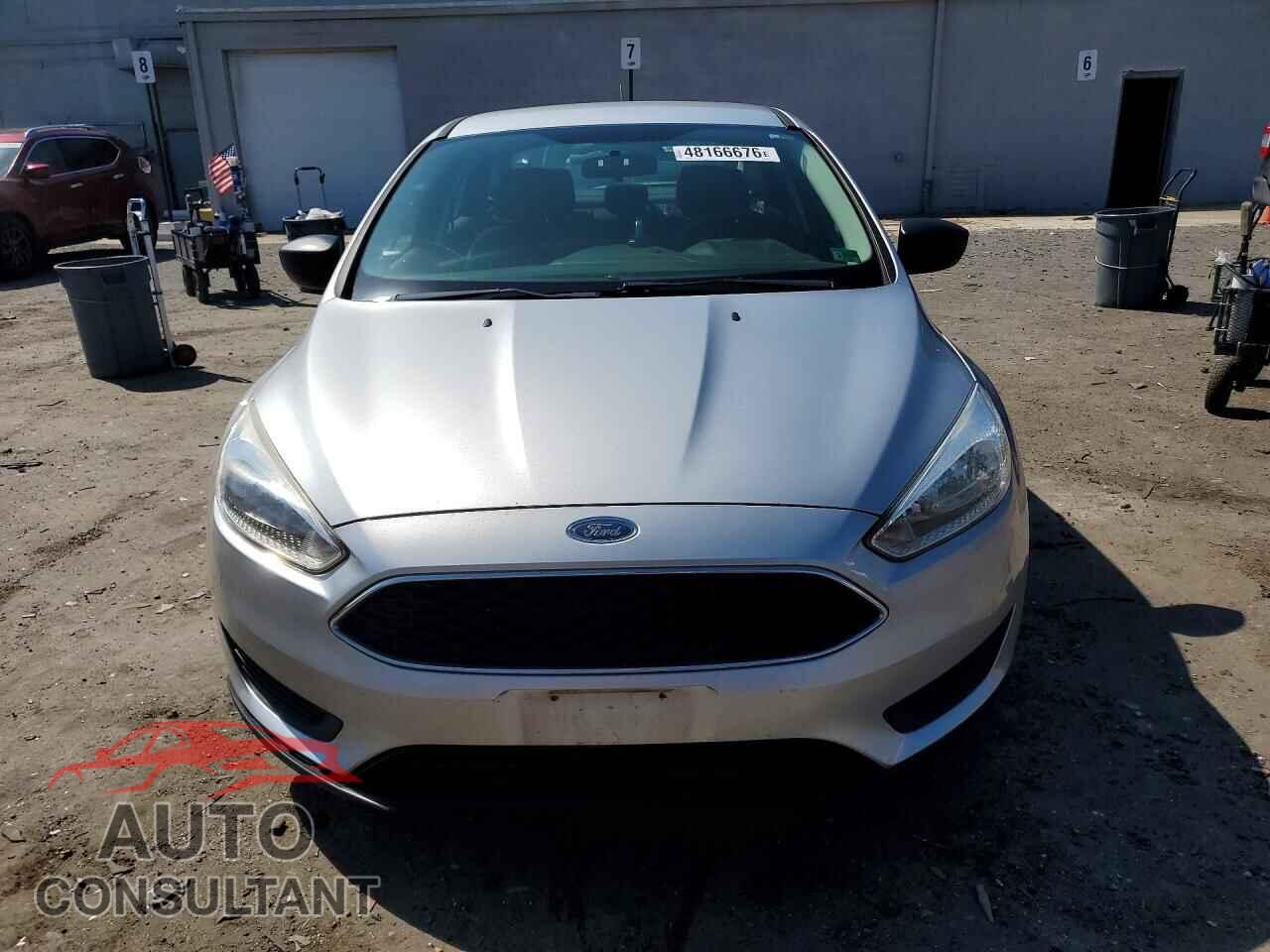 FORD FOCUS 2015 - 1FADP3E24FL366288