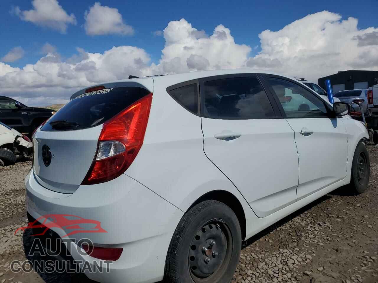 HYUNDAI ACCENT 2015 - KMHCT5AEXFU204913