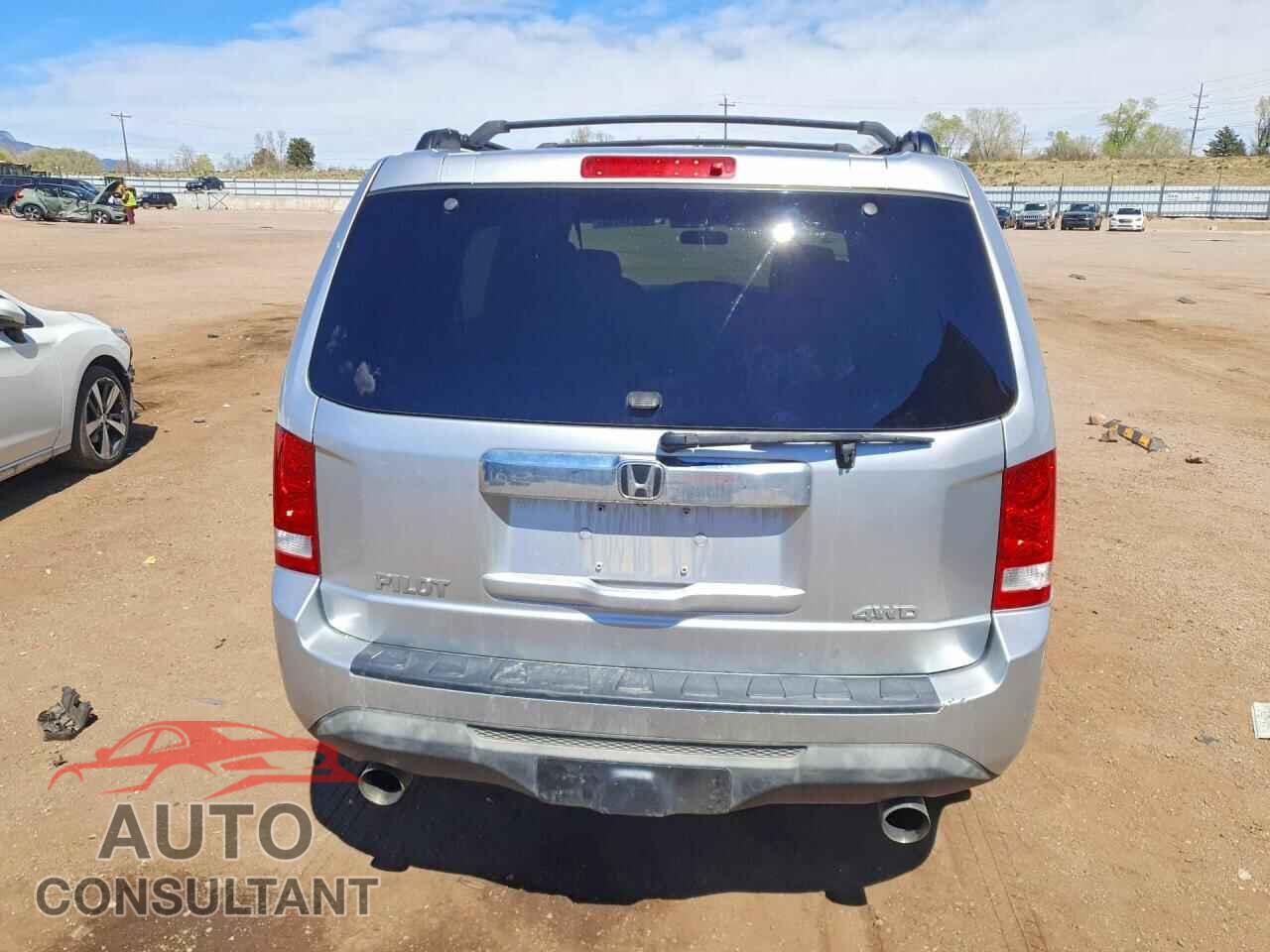 HONDA PILOT 2013 - 5FNYF4H25DB060197