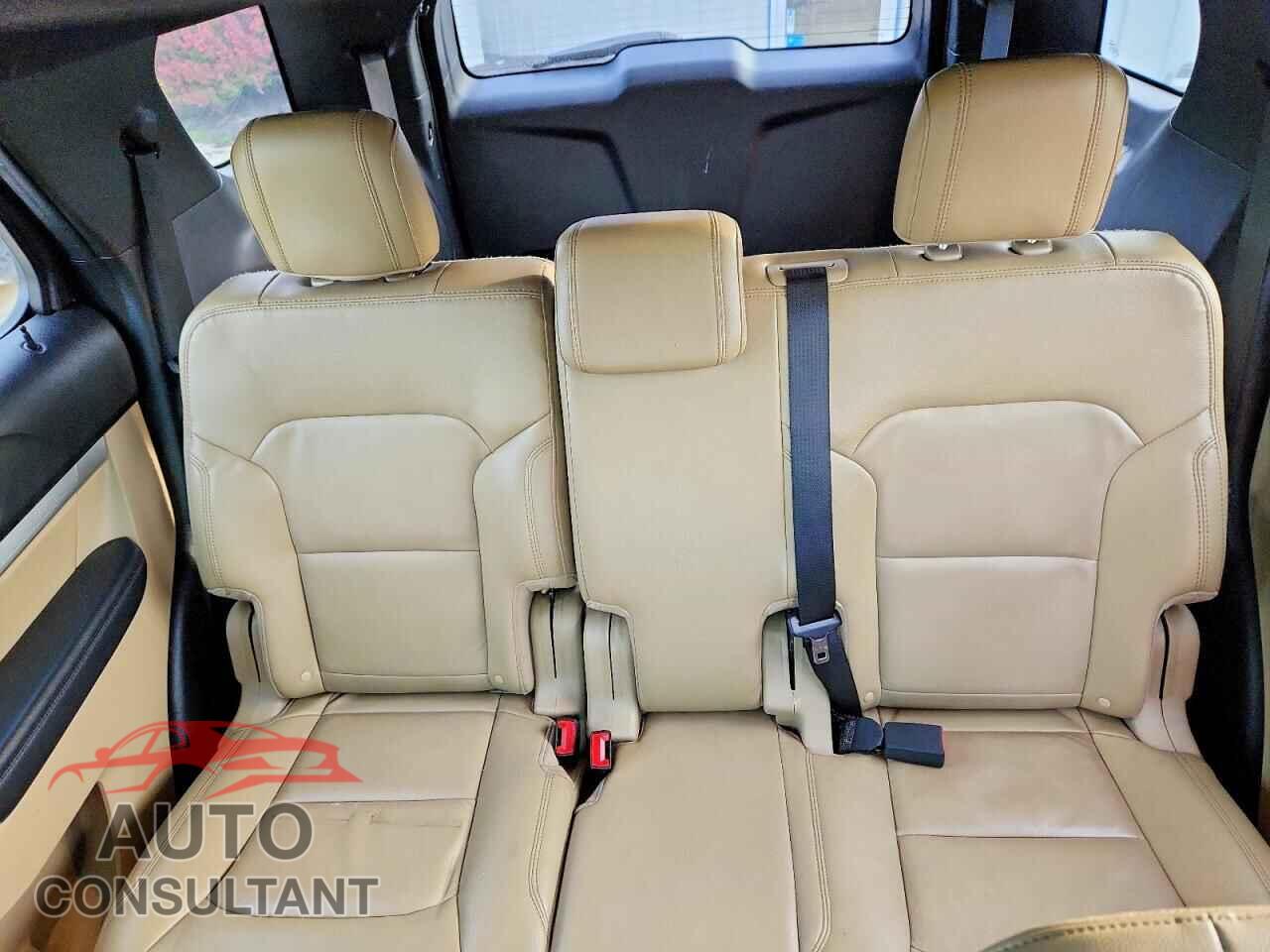 FORD EXPLORER 2016 - 1FM5K8D81GGC94598