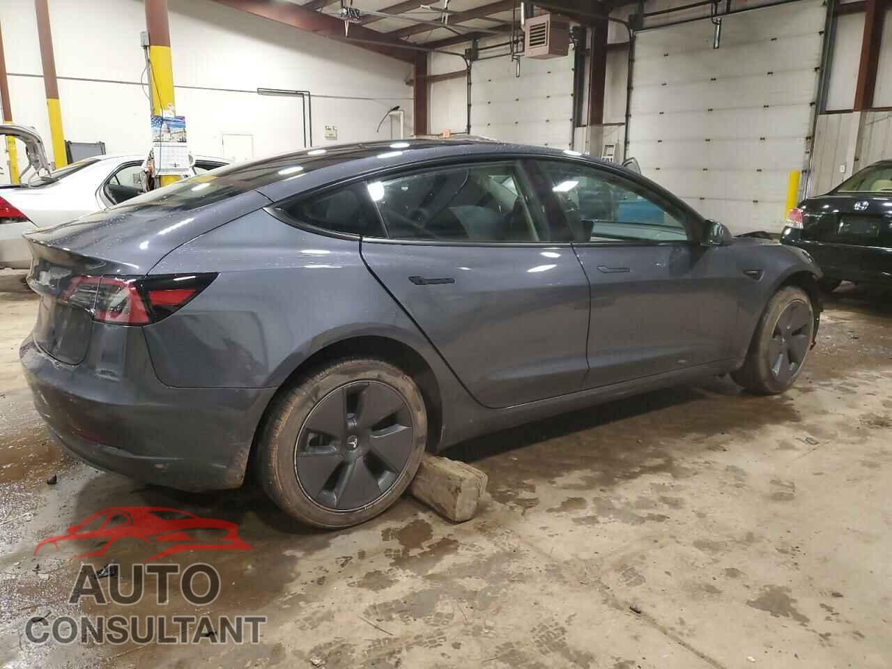 TESLA MODEL 3 2023 - 5YJ3E1EA3PF643931