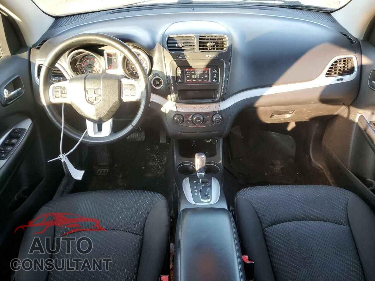 DODGE JOURNEY 2017 - 3C4PDCAB8HT525648