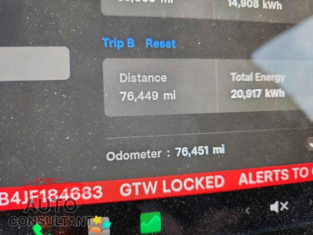 TESLA MODEL 3 2018 - 5YJ3E1EB4JF184683