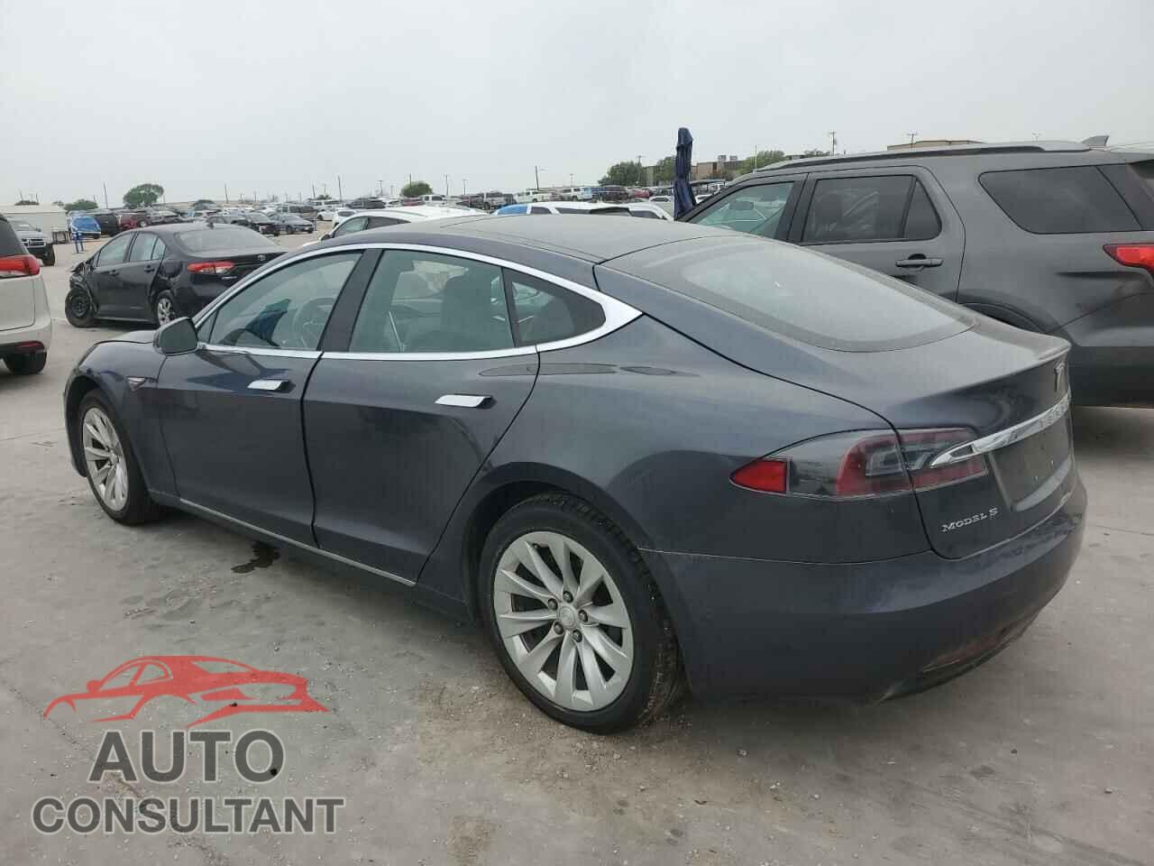 TESLA MODEL S 2016 - 5YJSA1E18GF147983
