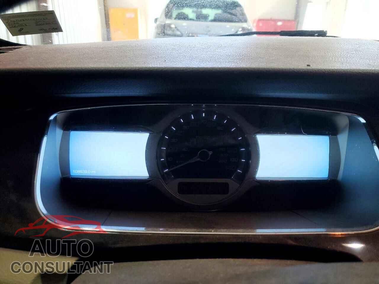 FORD TAURUS 2019 - 1FAHP2F89KG111427