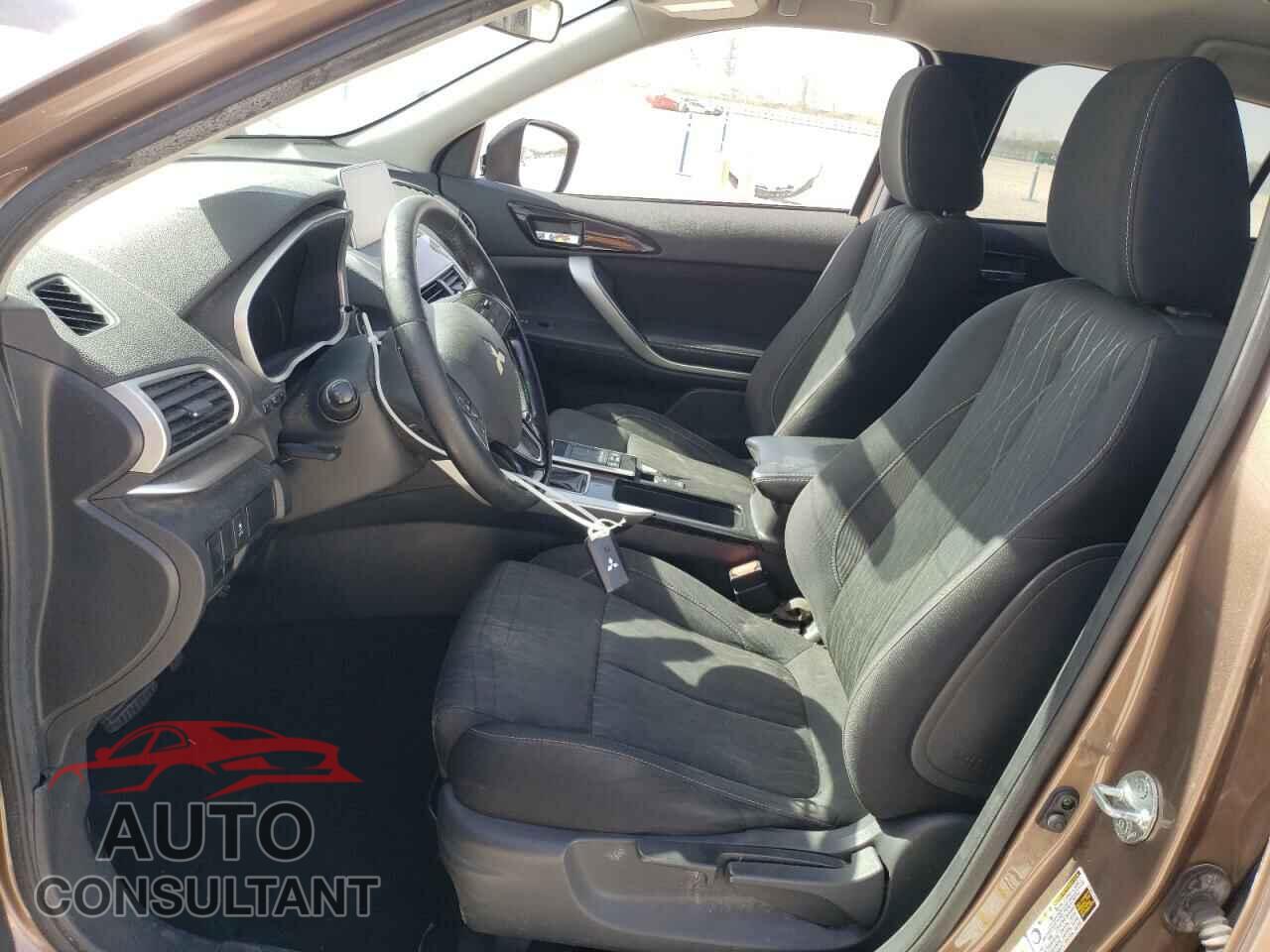 MITSUBISHI ECLIPSE 2018 - JA4AT5AA1JZ047626
