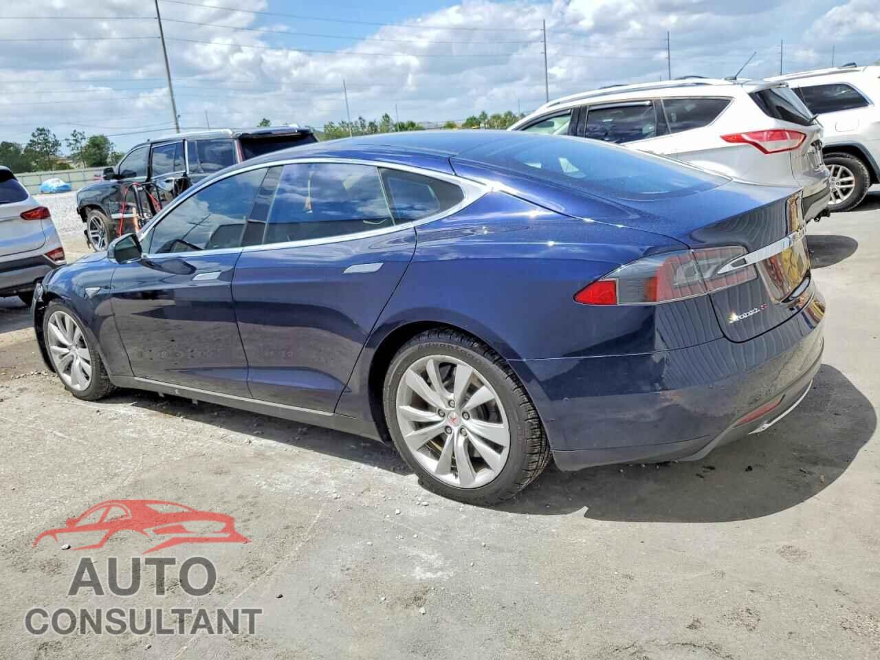 TESLA MODEL S 2015 - 5YJSA1H24FFP73274