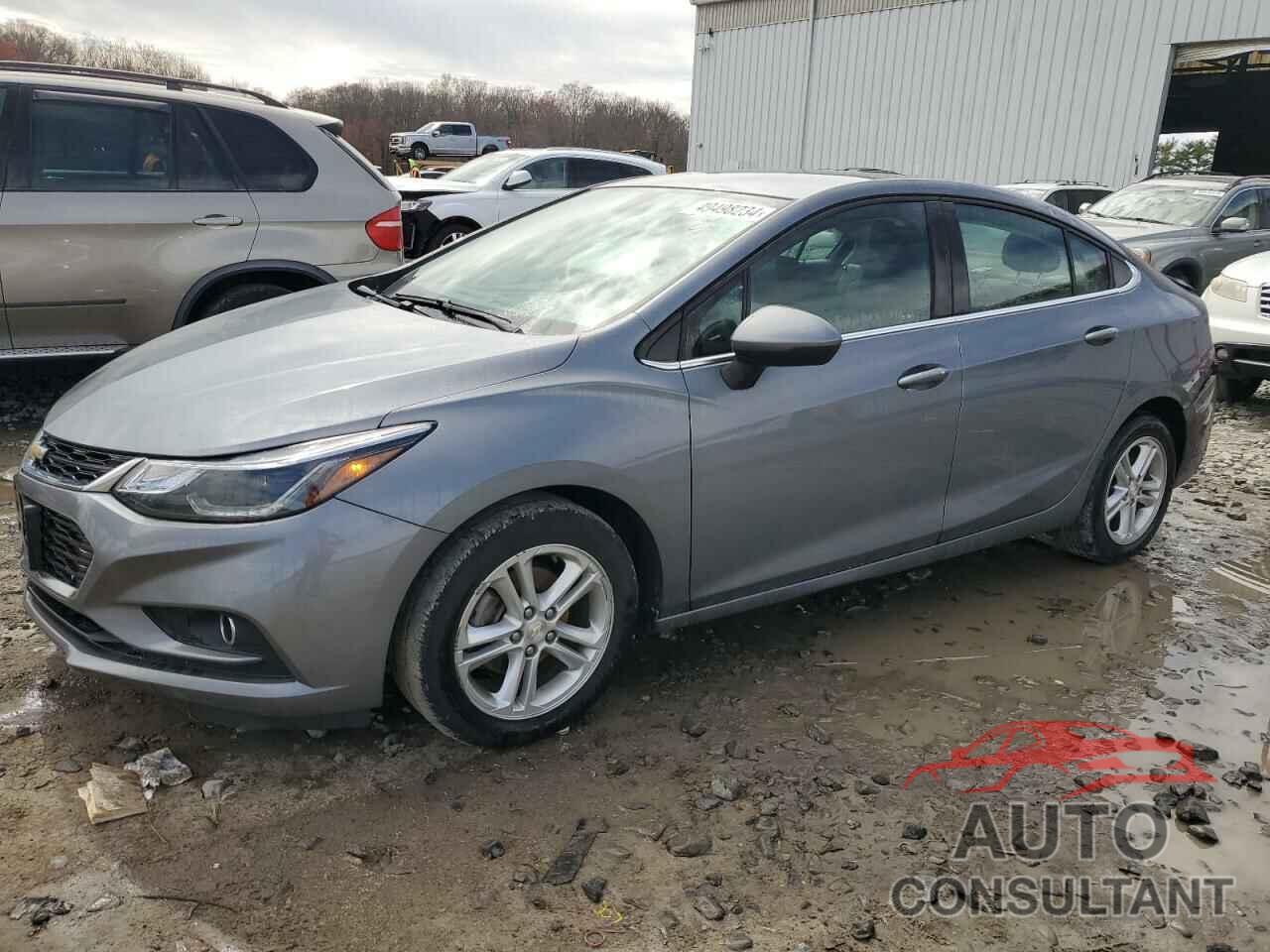 CHEVROLET CRUZE 2018 - 1G1BE5SM7J7232961