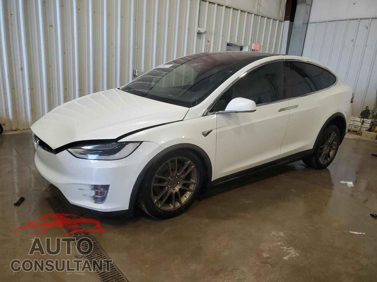 TESLA MODEL X 2017 - 5YJXCAE29HF051256