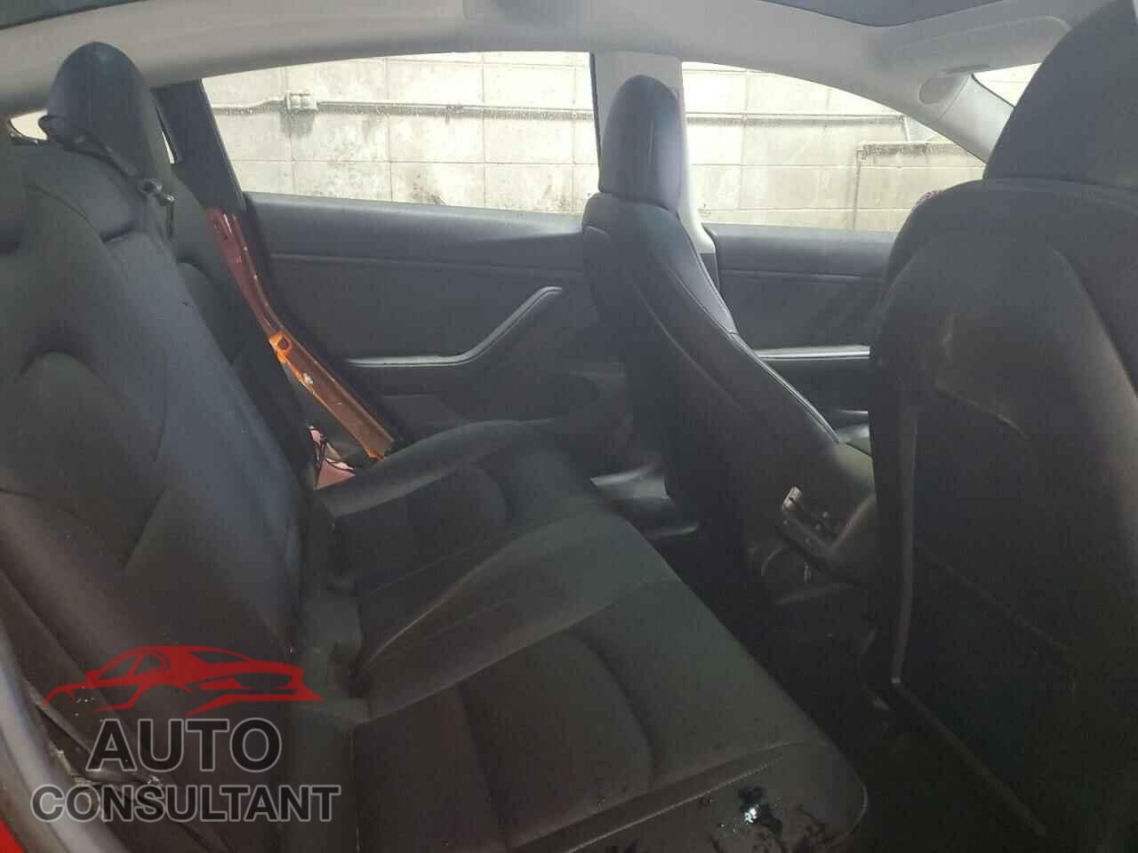 TESLA MODEL 3 2018 - 5YJ3E1EB3JF069542