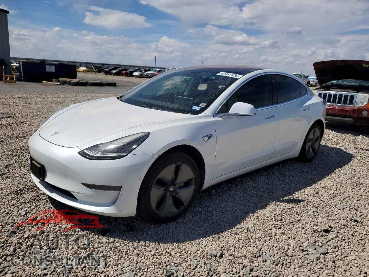 TESLA MODEL 3 2018 - 5YJ3E1EA4JF009180