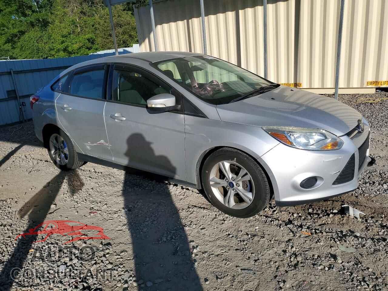 FORD FOCUS 2013 - 1FADP3F24DL233056
