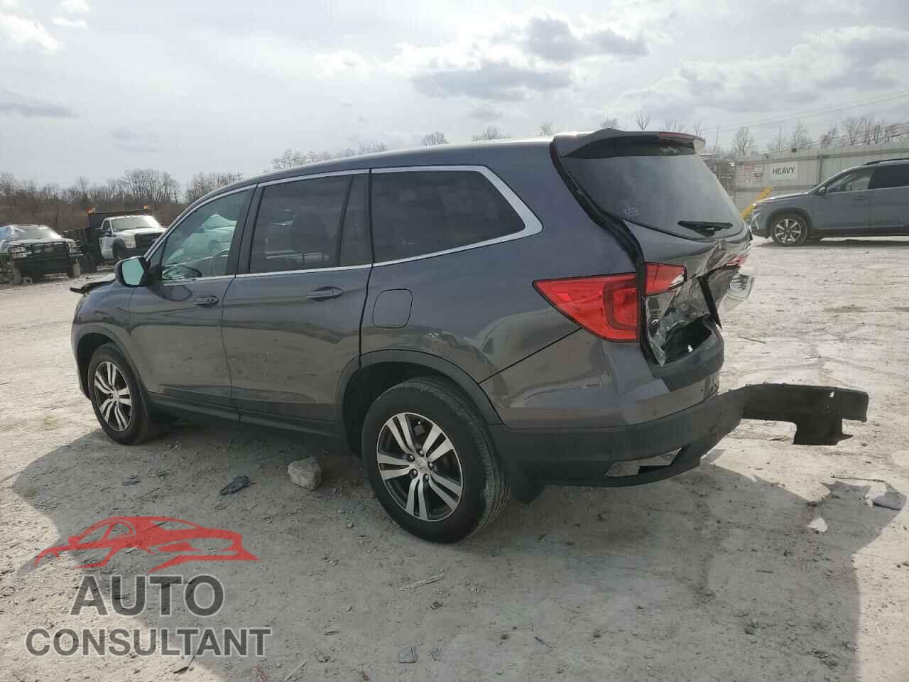 HONDA PILOT 2017 - 5FNYF5H75HB009872