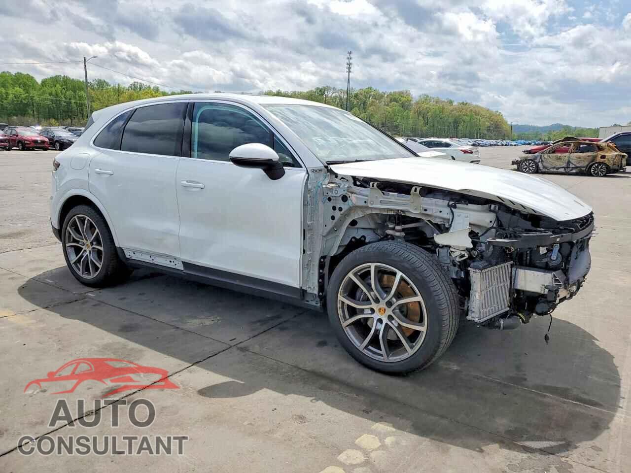 PORSCHE CAYENNE 2023 - WP1AA2AY4PDA10498