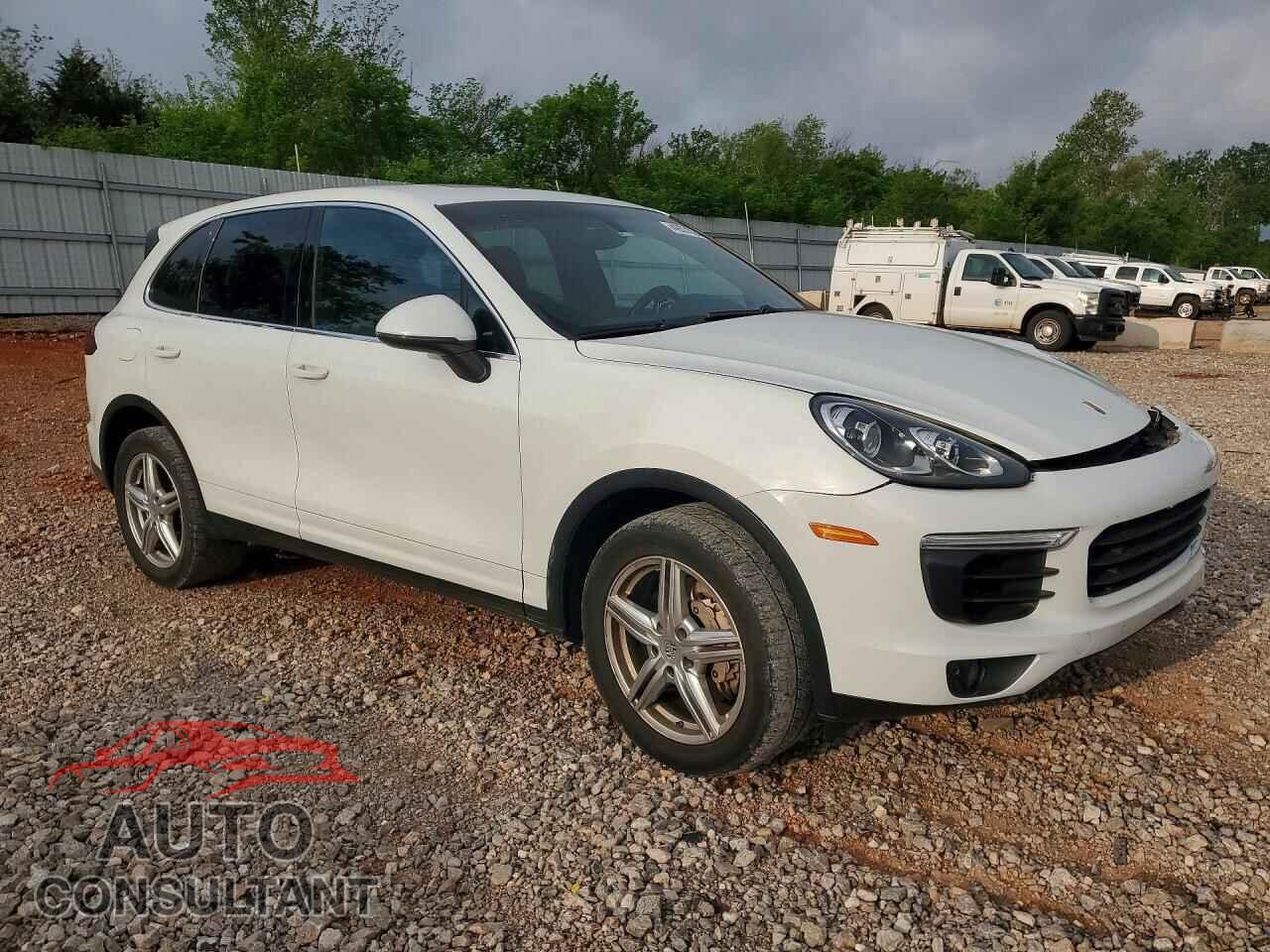 PORSCHE CAYENNE 2015 - WP1AB2A23FLA57180