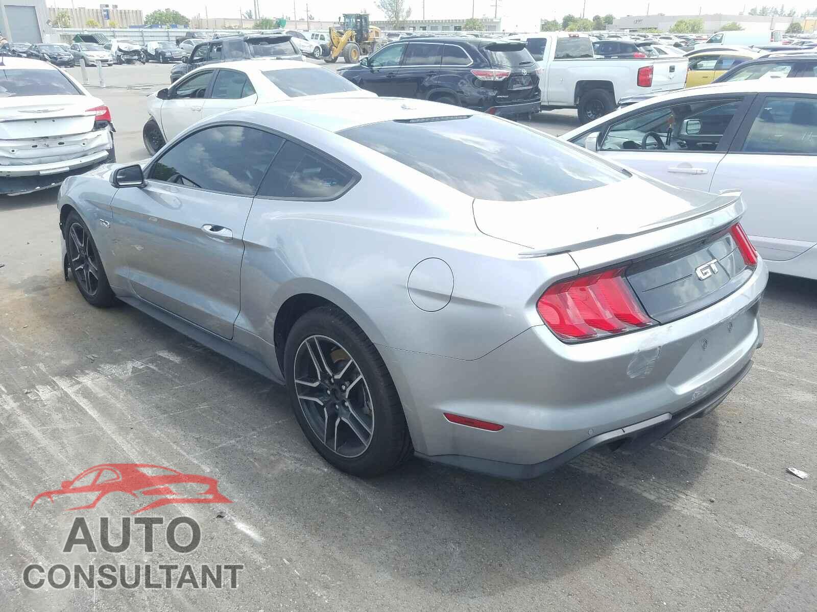 FORD MUSTANG 2020 - 1FA6P8CF4L5118909