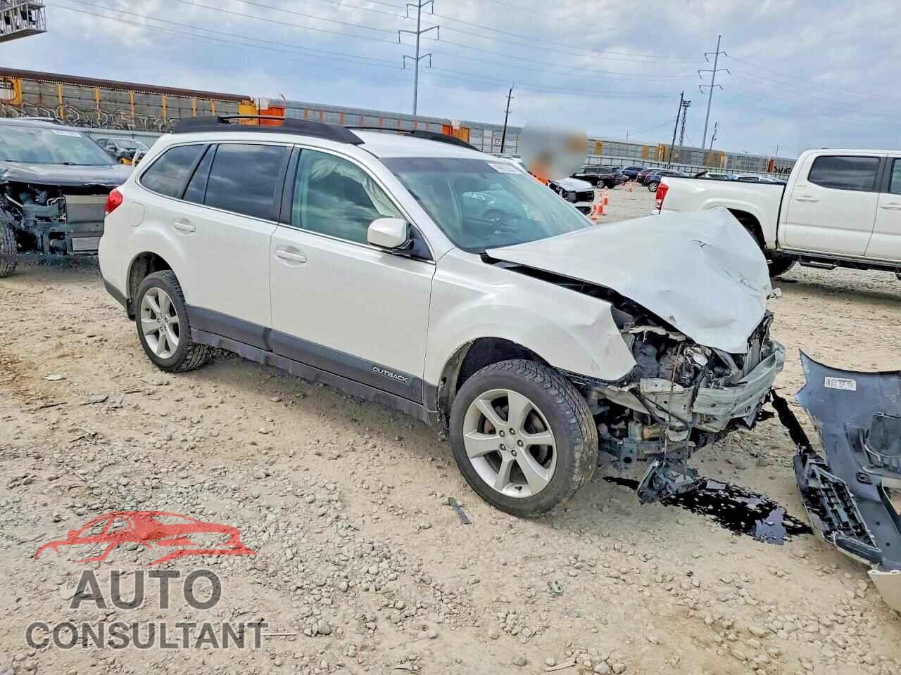 SUBARU OUTBACK 2013 - 4S4BRCCC6D3240059