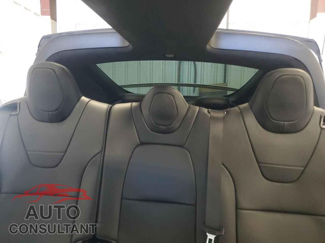 TESLA MODEL X 2017 - 5YJXCAE29HF051256