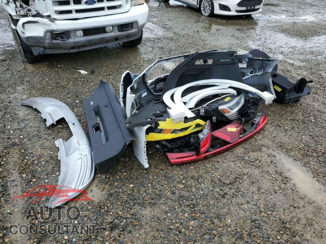 AUDI E-TRON 2019 - WA1LAAGE0KB022244