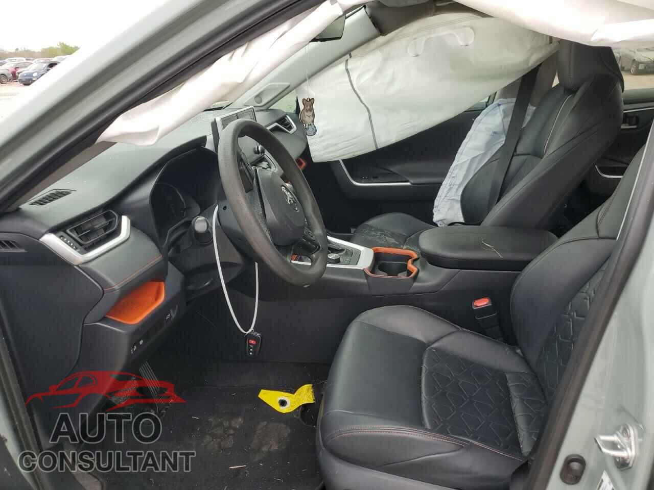 TOYOTA RAV4 2019 - 2T3J1RFV2KW004591