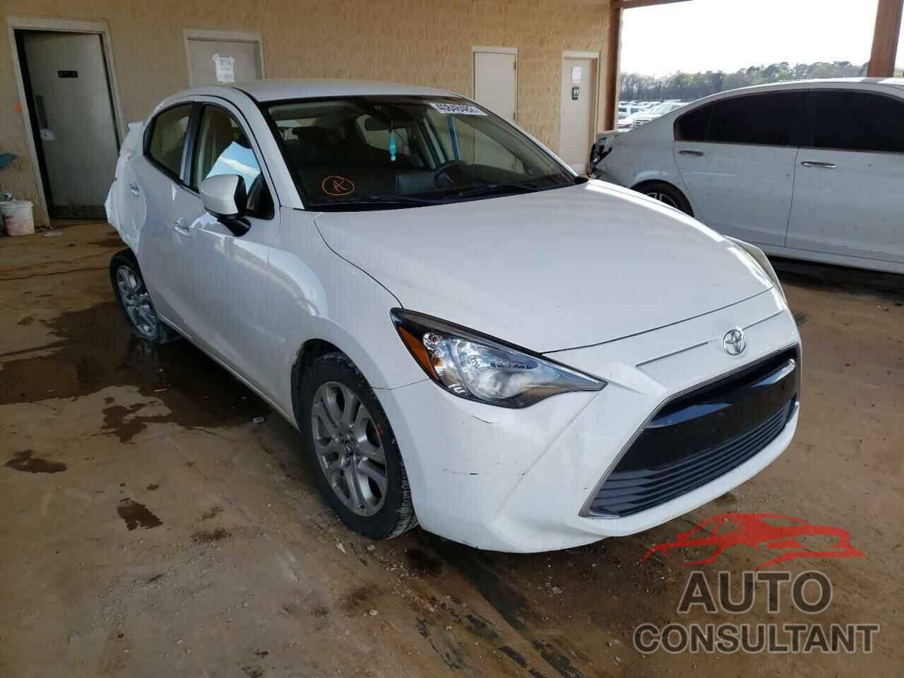 TOYOTA YARIS 2017 - 3MYDLBYV4HY158252