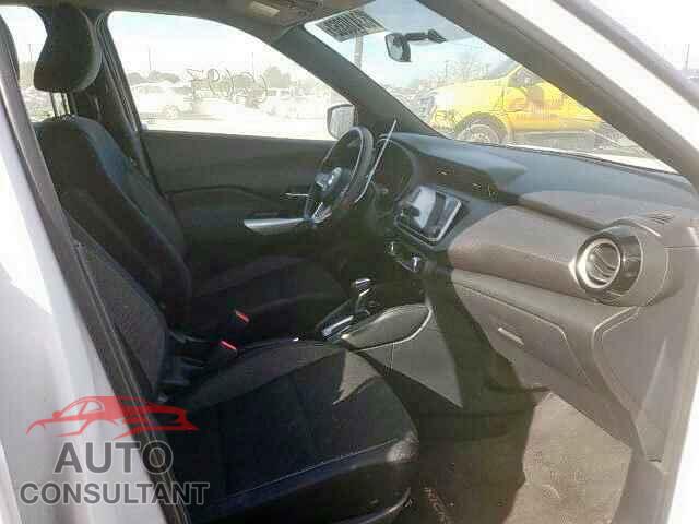 NISSAN KICKS 2019 - 3N1CP5CU3KL559670