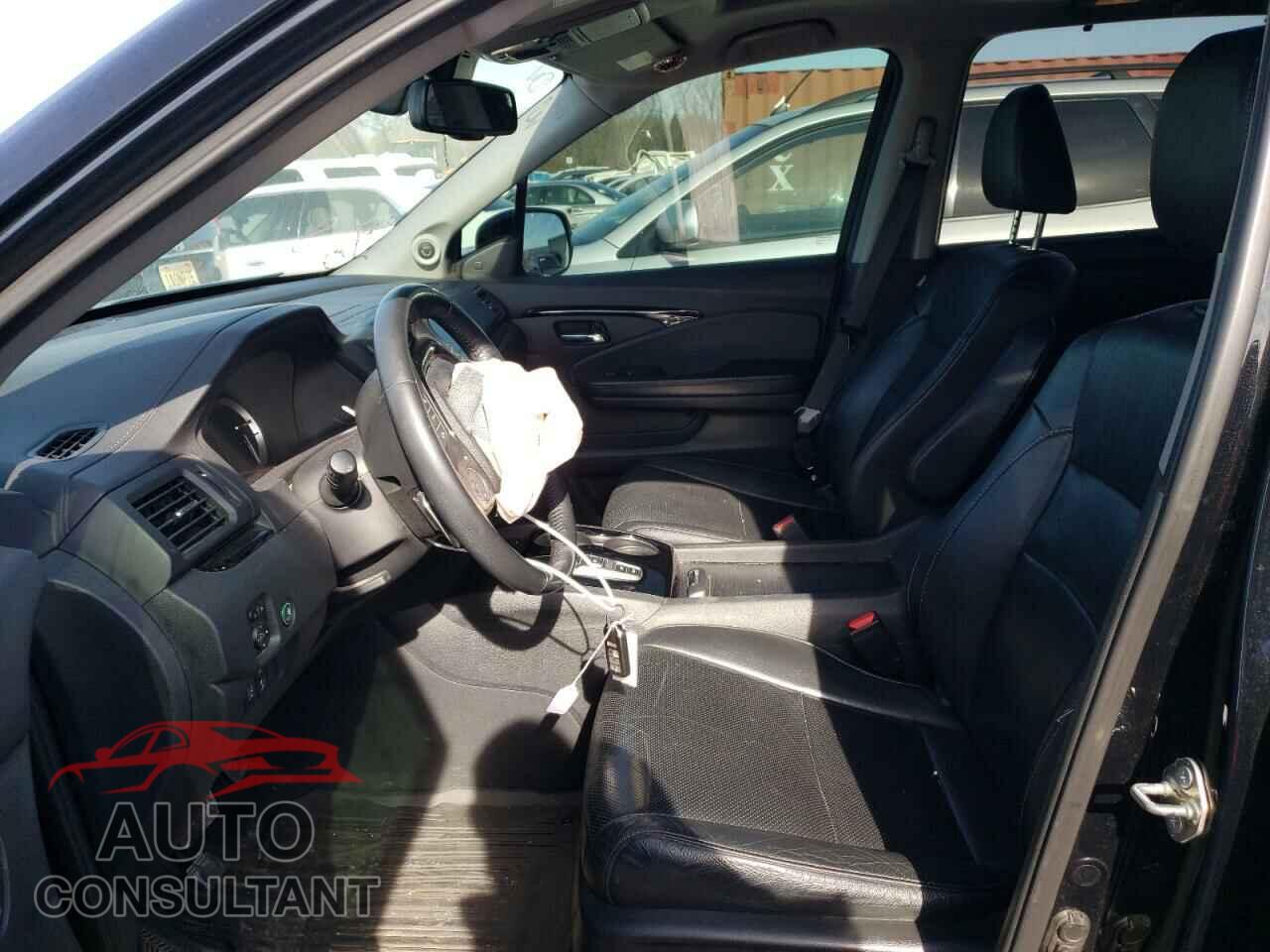 HONDA PILOT 2017 - 5FNYF6H07HB031848