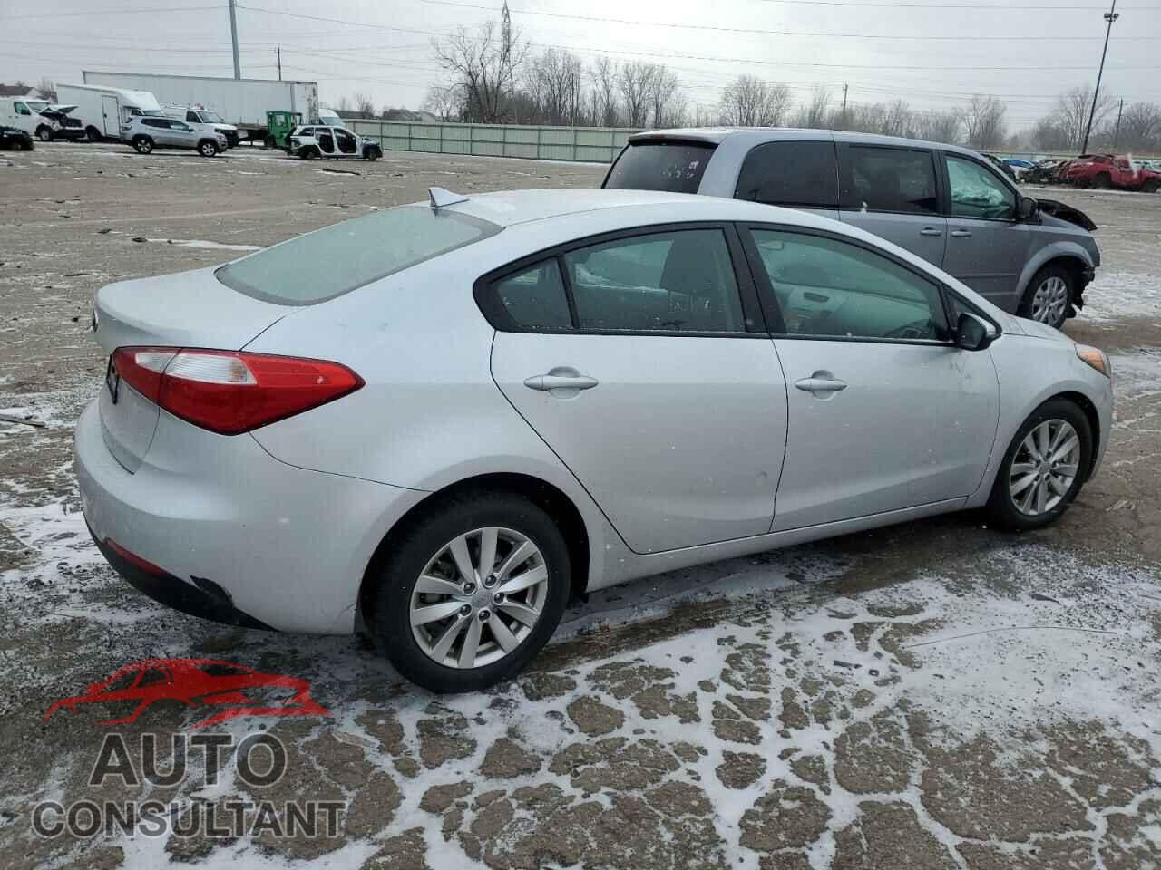 KIA FORTE 2016 - KNAFX4A6XG5607873