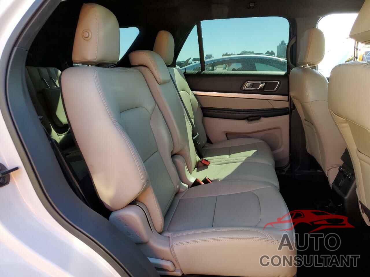 FORD EXPLORER 2019 - 1FM5K7D88KGA44617