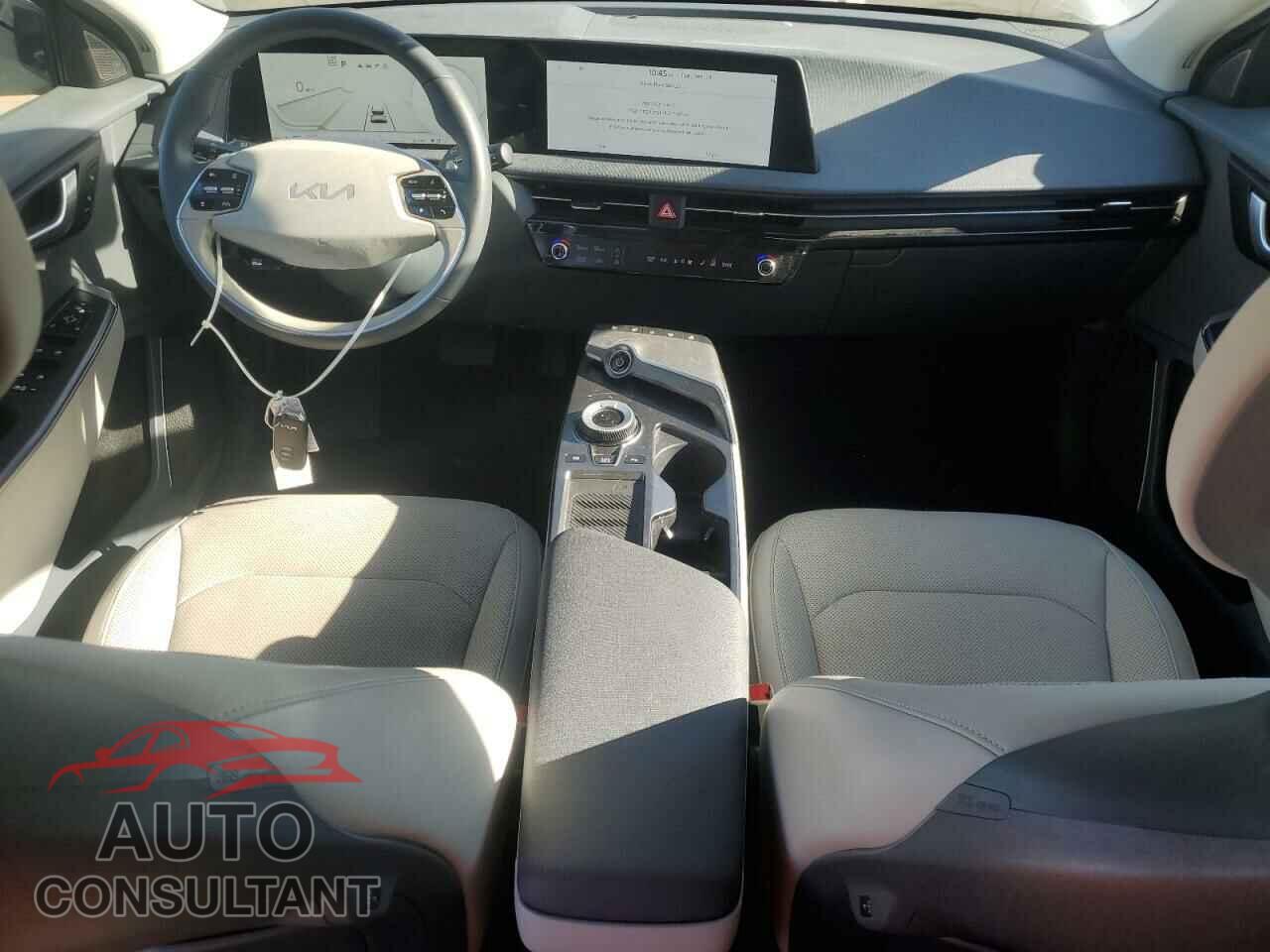 KIA EV6 LIGHT 2022 - KNDC3DLC2N5035277