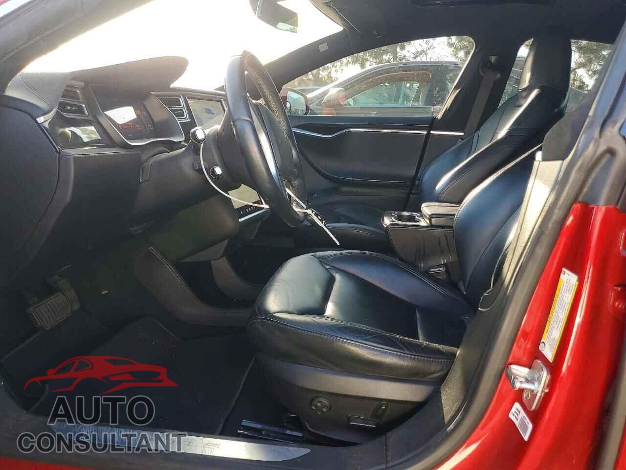 TESLA MODEL S 2015 - 5YJSA1E20FF117450
