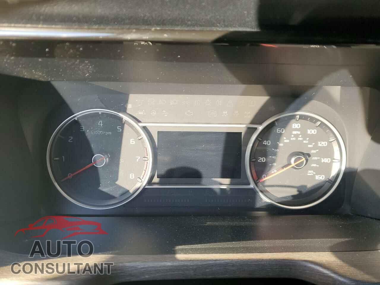 KIA SORENTO 2023 - 5XYRH4LF8PG234155