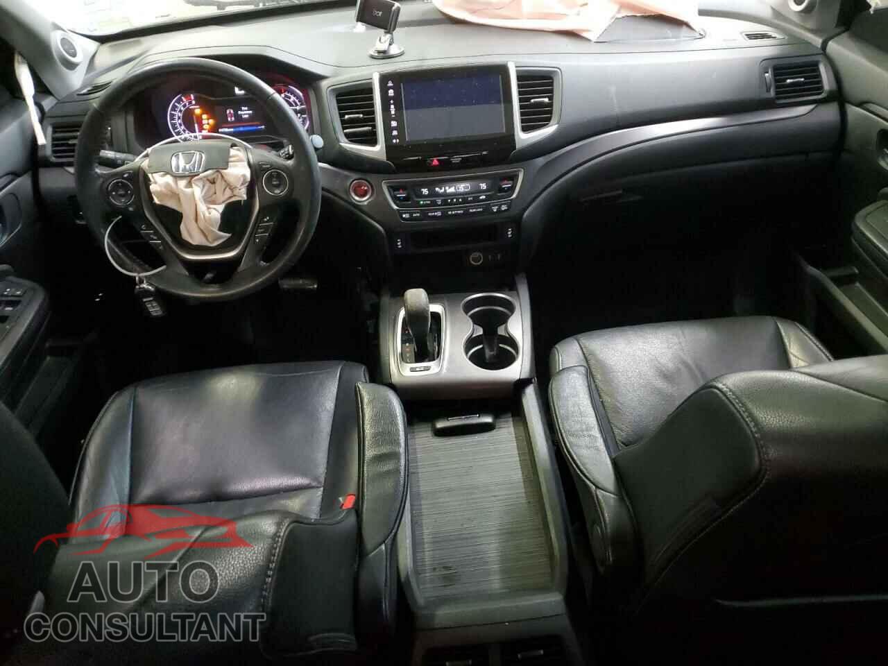 HONDA PILOT 2017 - 5FNYF6H52HB049864