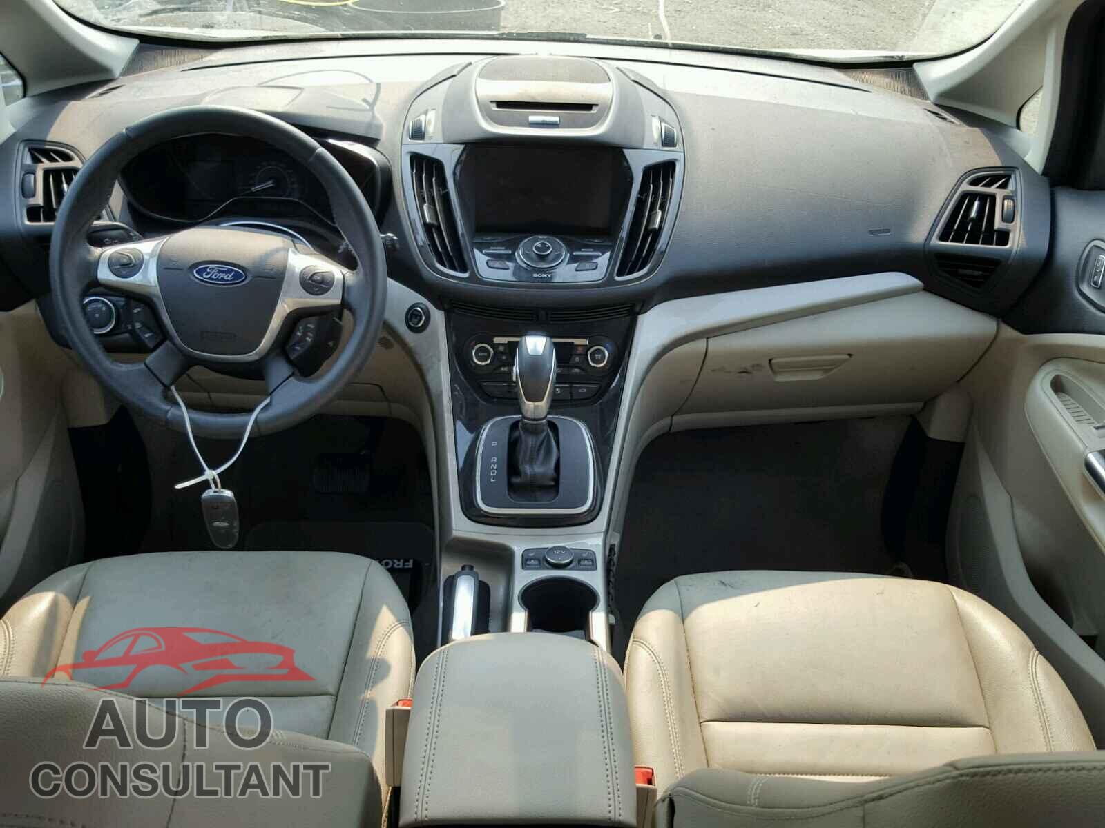 FORD CMAX 2015 - 1FADP5CU5FL103338