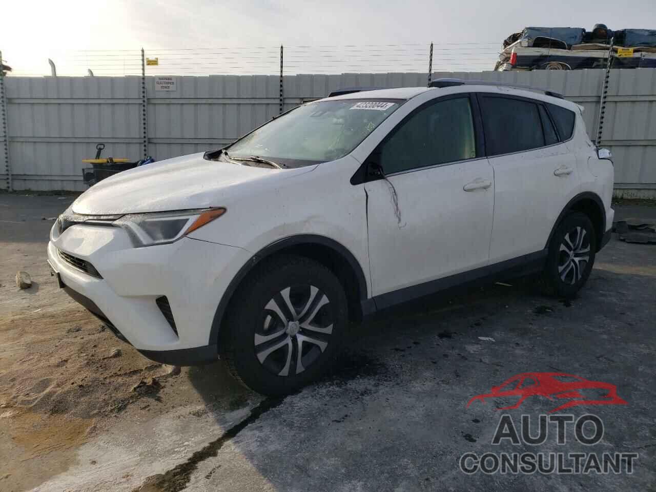 TOYOTA RAV4 2017 - JTMZFREV0HJ710035