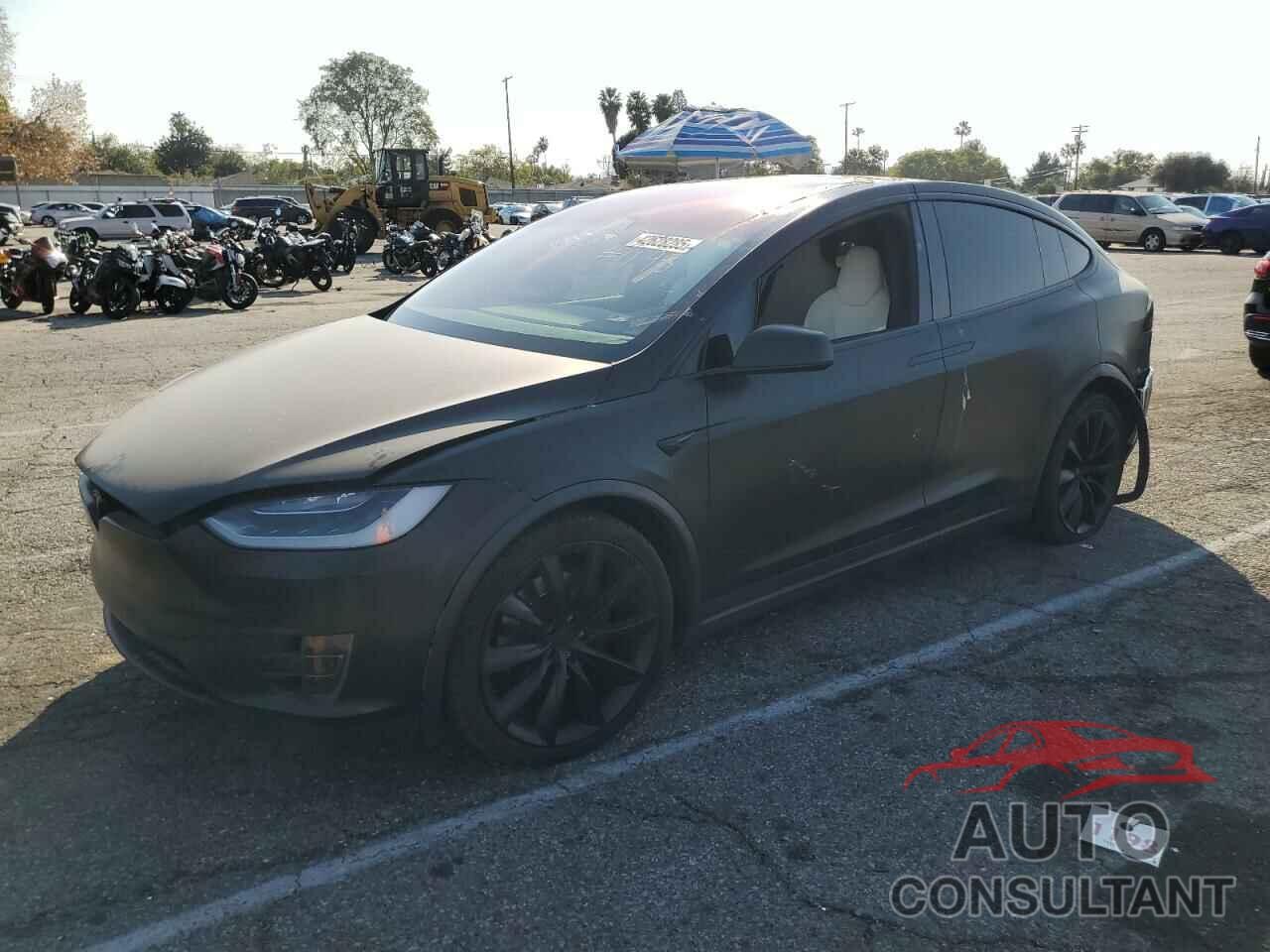 TESLA MODEL X 2018 - 5YJXCBE22JF113687