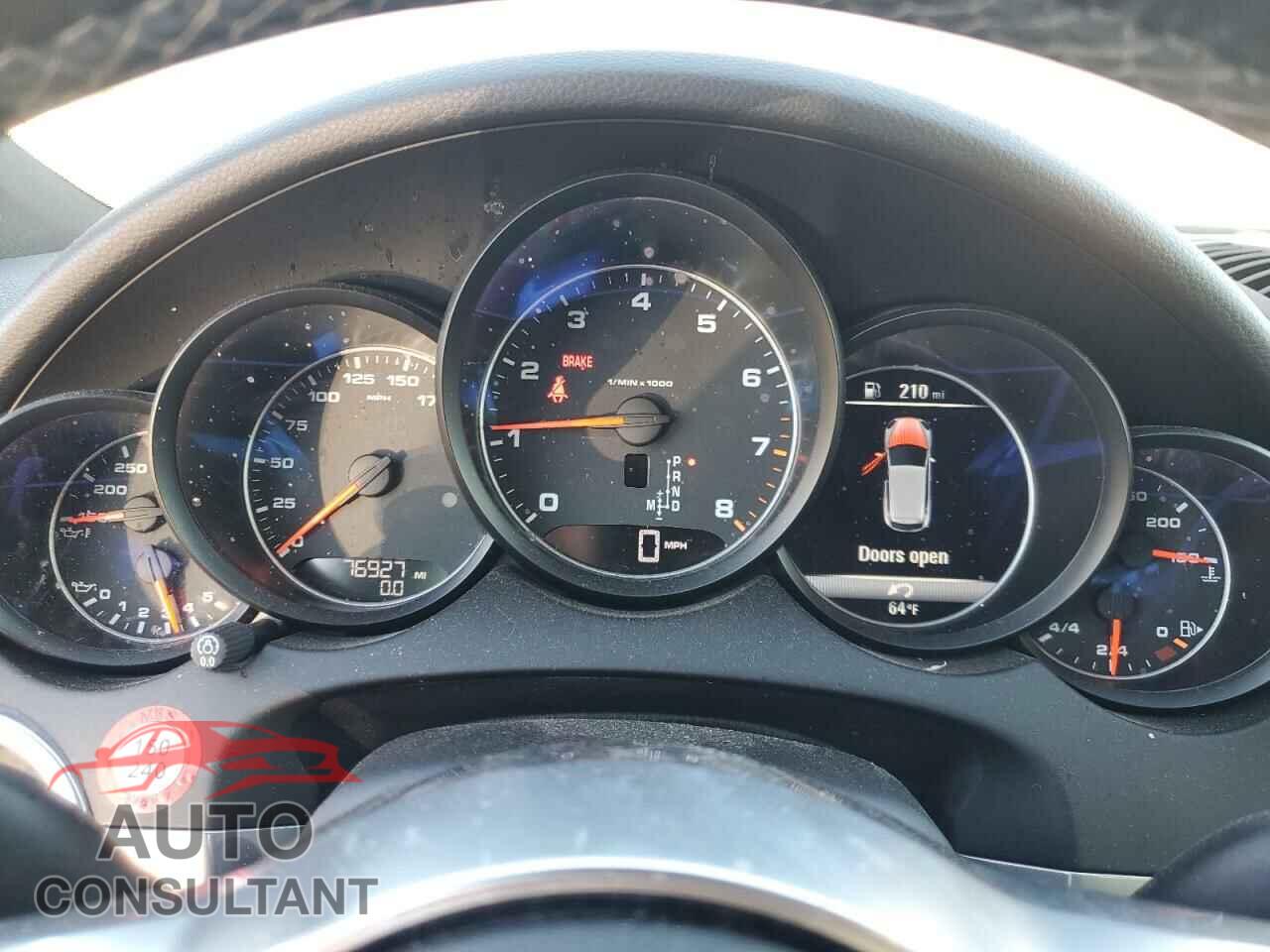 PORSCHE CAYENNE 2018 - WP1AA2A21JKA05743