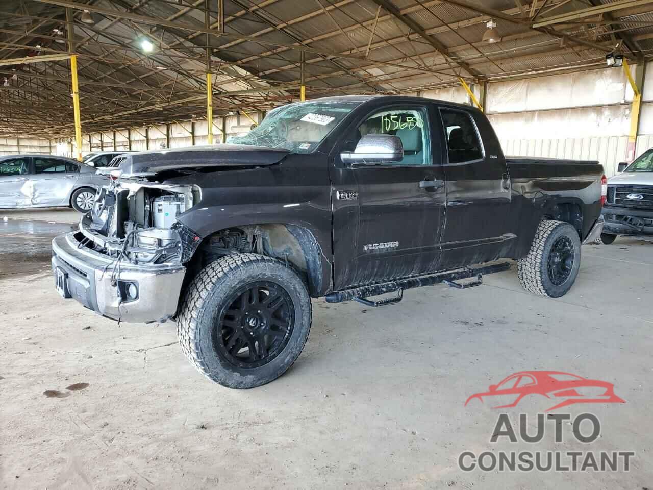 TOYOTA TUNDRA 2017 - 5TFUW5F17HX616651